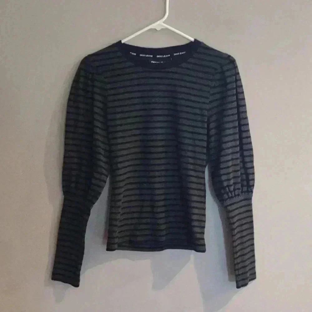 DKNY Jeans women's medium Juliette sleeve olive black sweater